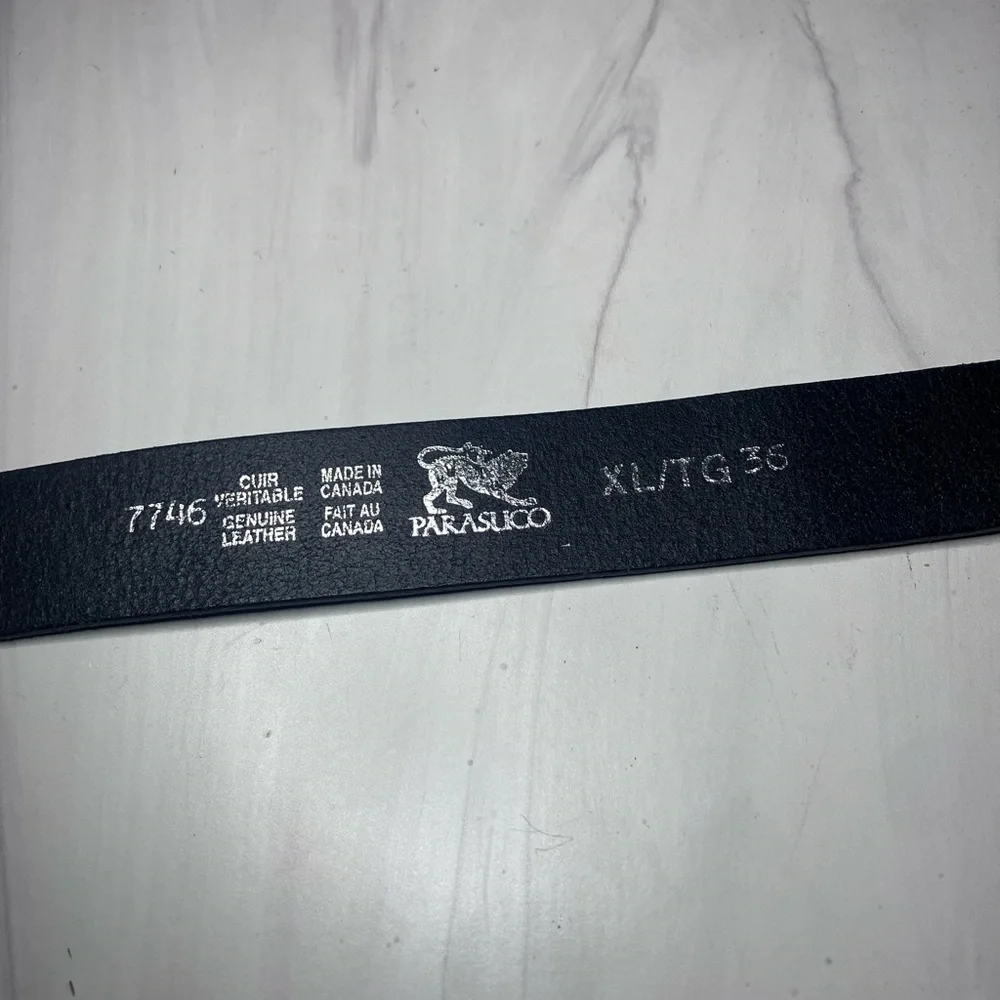 Parasuco spellout belt